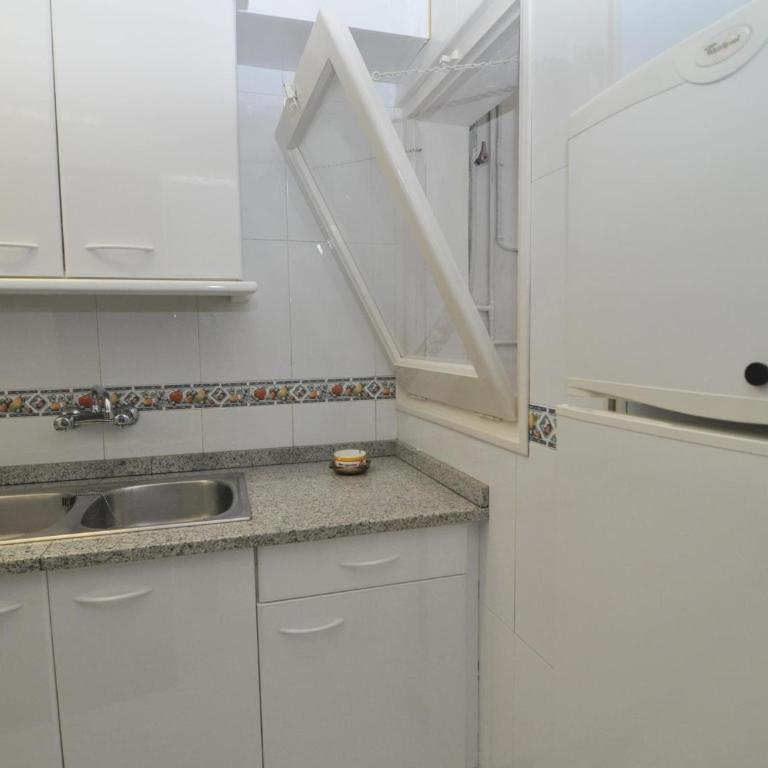 Descubre L'Escala: playas, calas e historia - HISP-7-96 - Apartment - 2