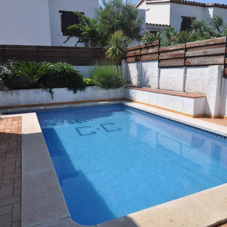 Casa Encantadora con Piscina Privada en Riells, Ideal para Familias y Amigos - HISP-7-1 - Villa - 3