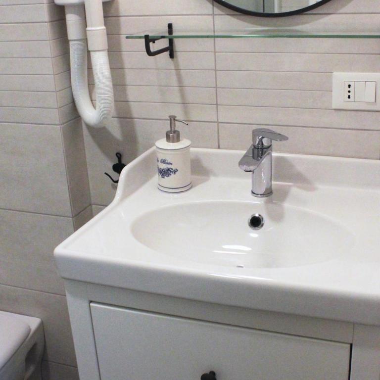 Arcadia Domus - Camera Matrimoniale con Bagno Privato - 27