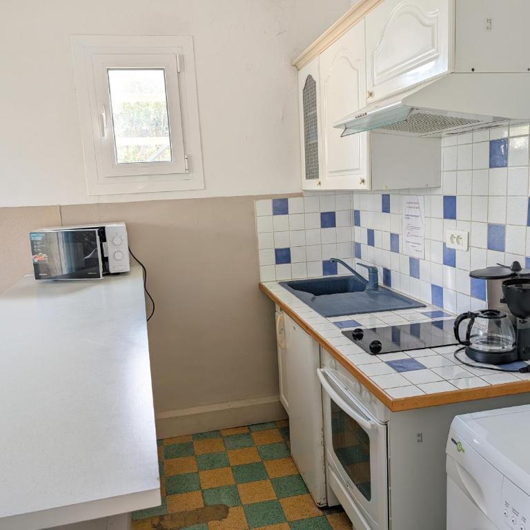 Appartement T2 avec parking - 4 pers. plage 150m - FR-1-797-17 - Appartement - 17