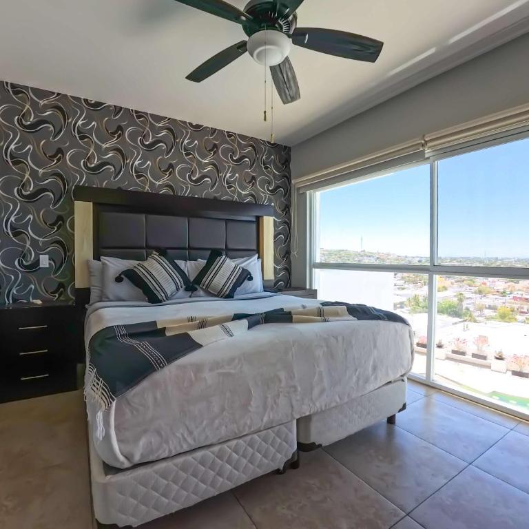 Luxurious 2-bedroom apartment steps from the beach - Apartamento - 38
