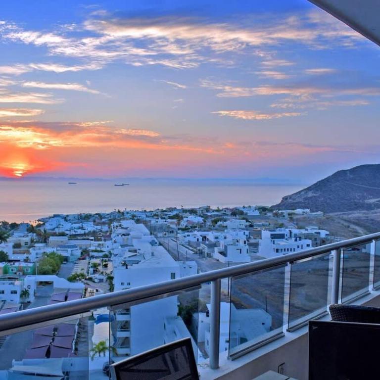Gated Community Oceanview Condo Pool & Gym - Apartamento - 14