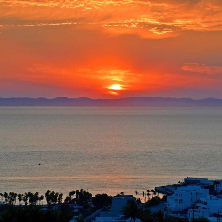 Gated Community Oceanview Condo Pool & Gym - Apartamento - 27