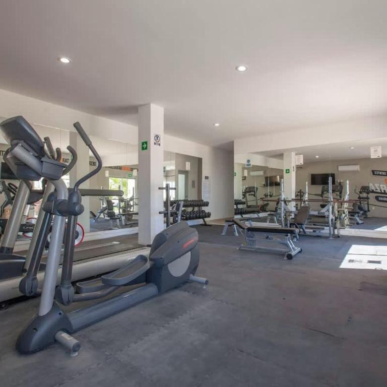 Gated Community Oceanview Condo Pool & Gym - Apartamento - 31