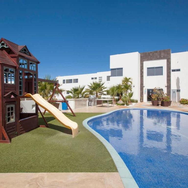 Gated Community Oceanview Condo Pool & Gym - Apartamento - 35