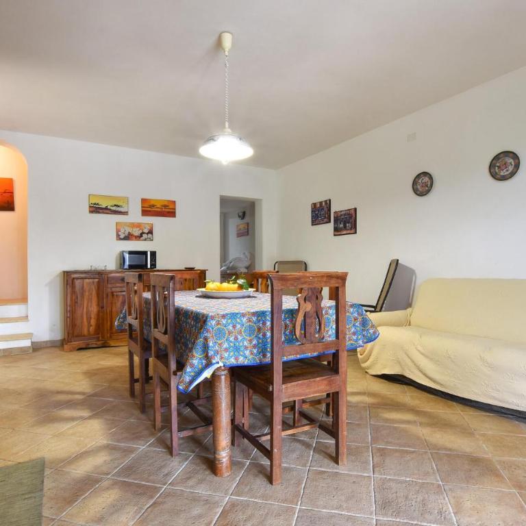 Pet Friendly Home In Marsala With House Sea View - Two-Bedroom Holiday Home - 4