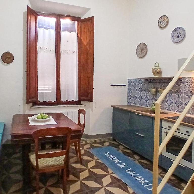 Amazing Apartment In Pisa With Wifi - Two-Bedroom Apartment - 2