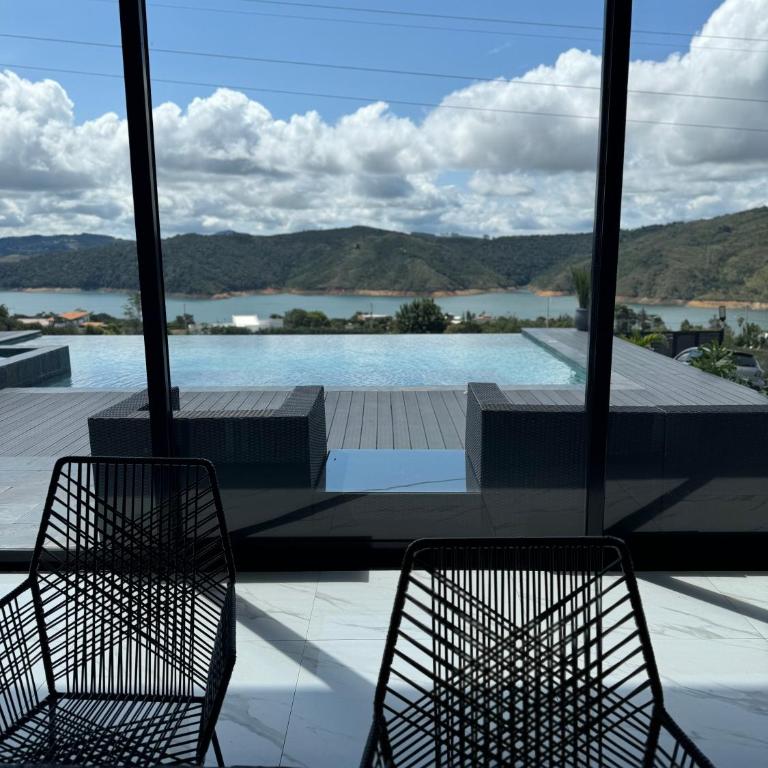 casa lago calima - Five-Bedroom House - 9