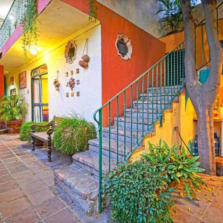 Suite Steps from Malecon Beach Dining Stripe - Suite - 13