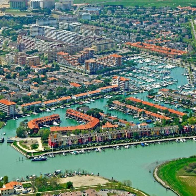 Apartment in Caorle near Sandy Beaches - Appartamento con 2 Camere da Letto - 24