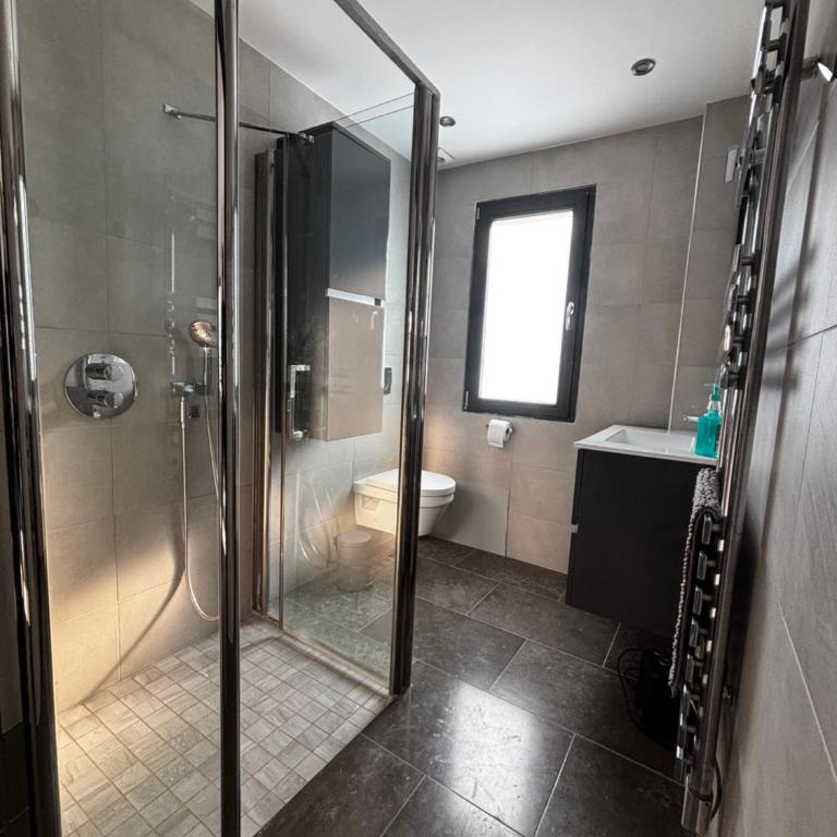 PalmbeeCannes 70m2, 2 chambres pour 4 Personnes avec bébé avec Terrasses a 200m des Plages, Palmbee Cannes - Appartement 2 Chambres - 6