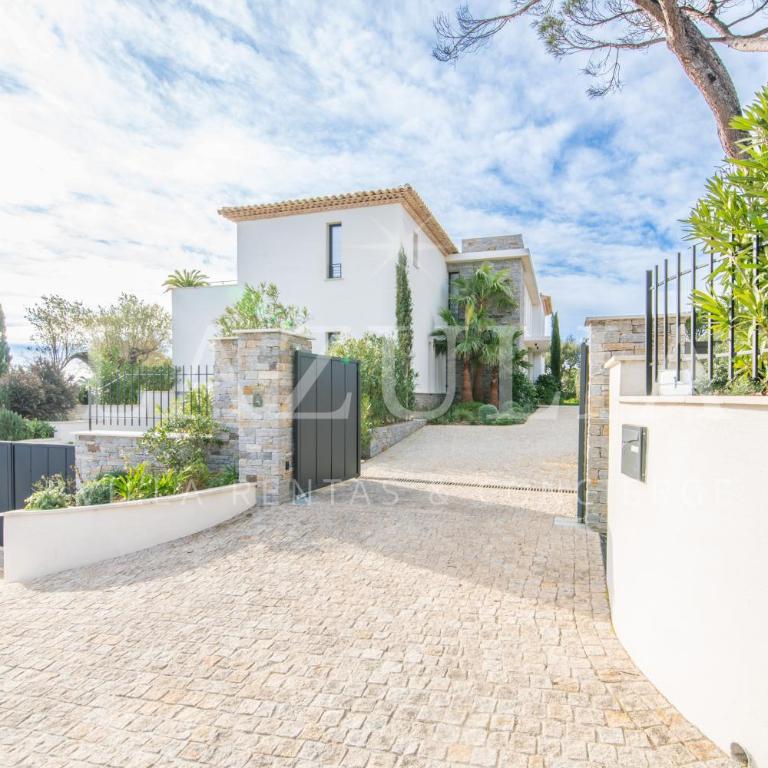 Villa avec piscine privée, vue mer et proche plage Sainte-Maxime 10 personnes - Villa mit Meerblick - 23