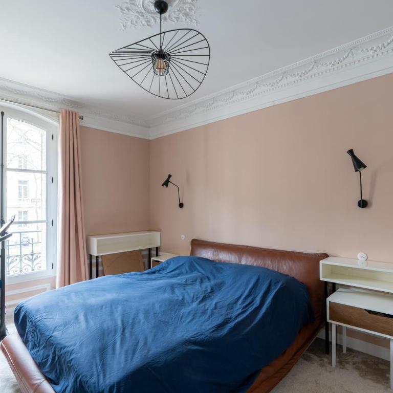 Bright And Spacious 3BDR Apt Near Eiffel Tower - Appartement - 3