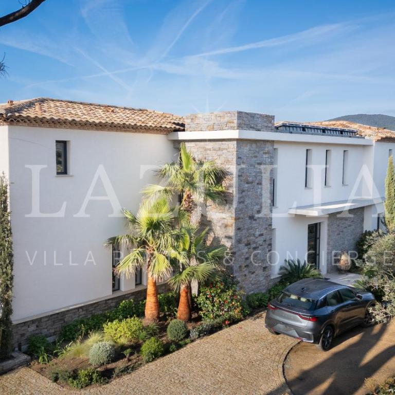 Villa avec piscine privée, vue mer et proche plage Sainte-Maxime 10 personnes - Villa mit Meerblick - 24