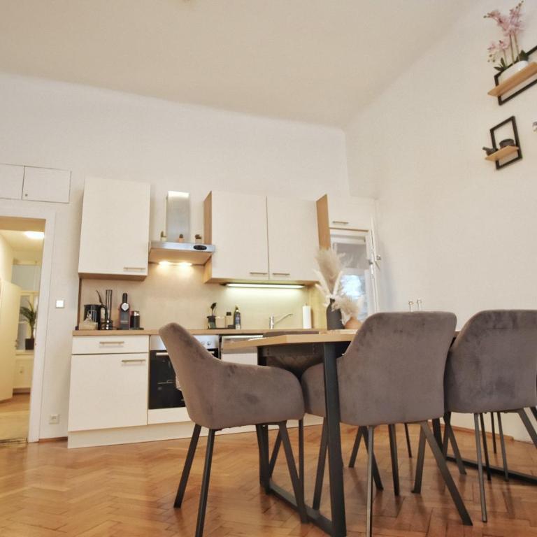 Central Apartment in Graz stylish & cozy I self check-in - Appartement 2 Chambres - 37