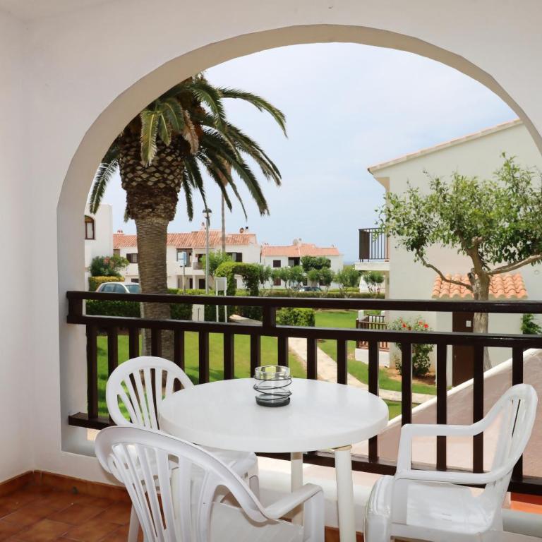 Apartamento Girasol – Terraza y piscina Son Bou - Apartamento de 2 dormitorios - 1