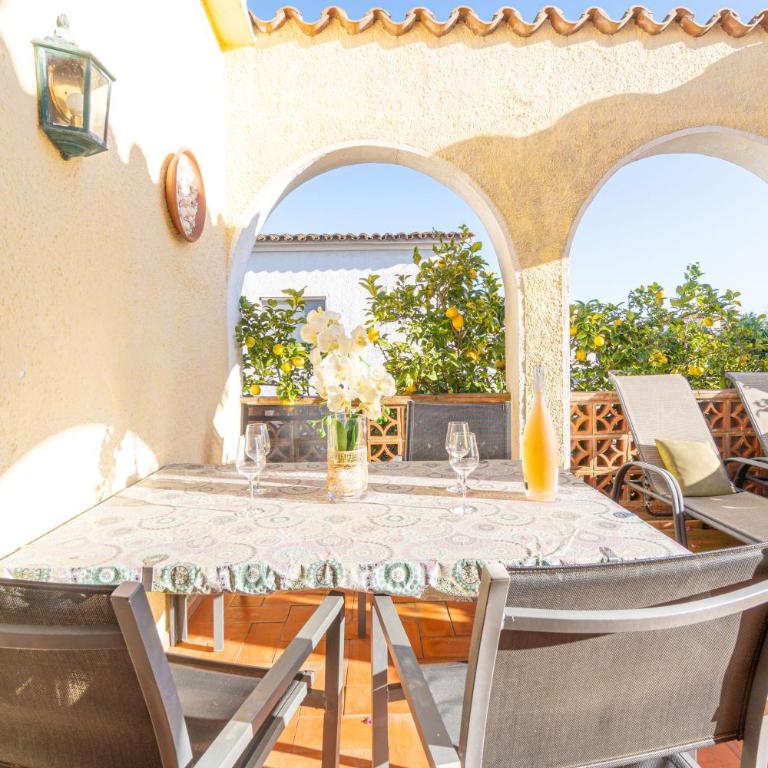 RESIDENCIA ALBERES -Apartamento completo con piscina, barbacoa, parking- B - Apartamento de 2 dormitorios con terraza - 15