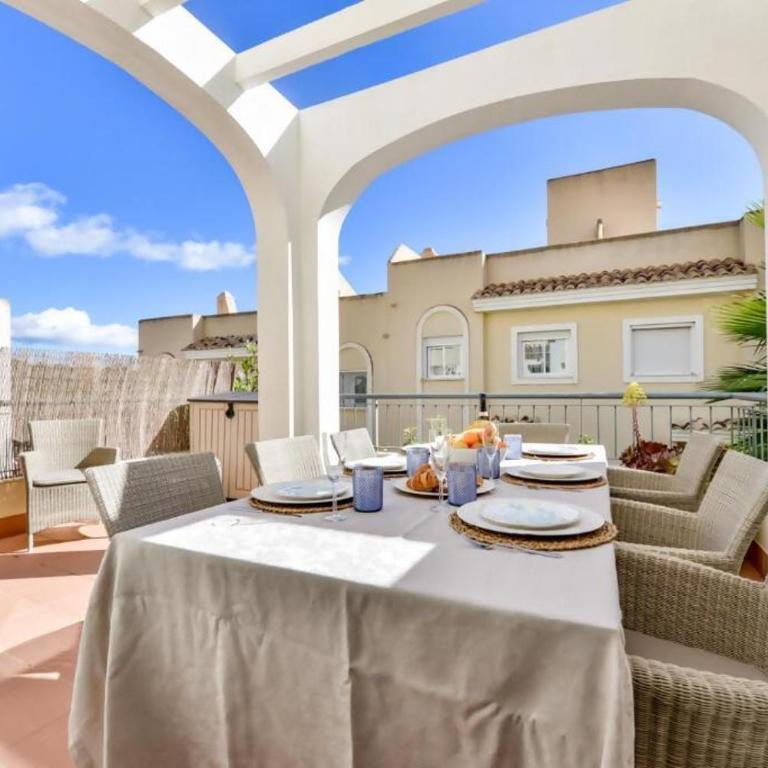 Bungalow Montesol con Vistas al Mar y Montaña - Four-Bedroom Vacation Home - 30
