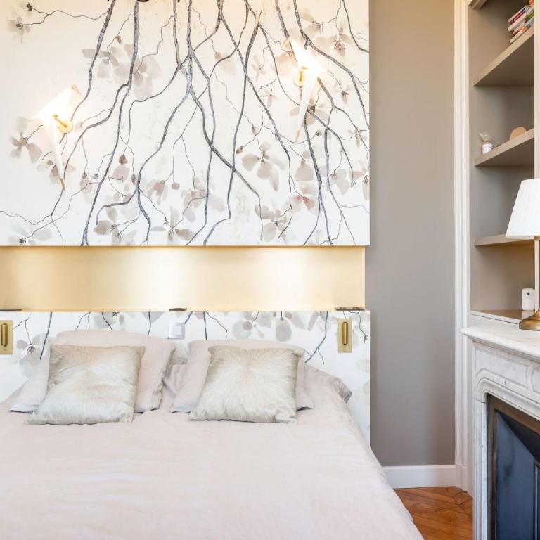 Découverte - une villa avec piscine qui révèle tout son charme - Maison de Vacances - 24