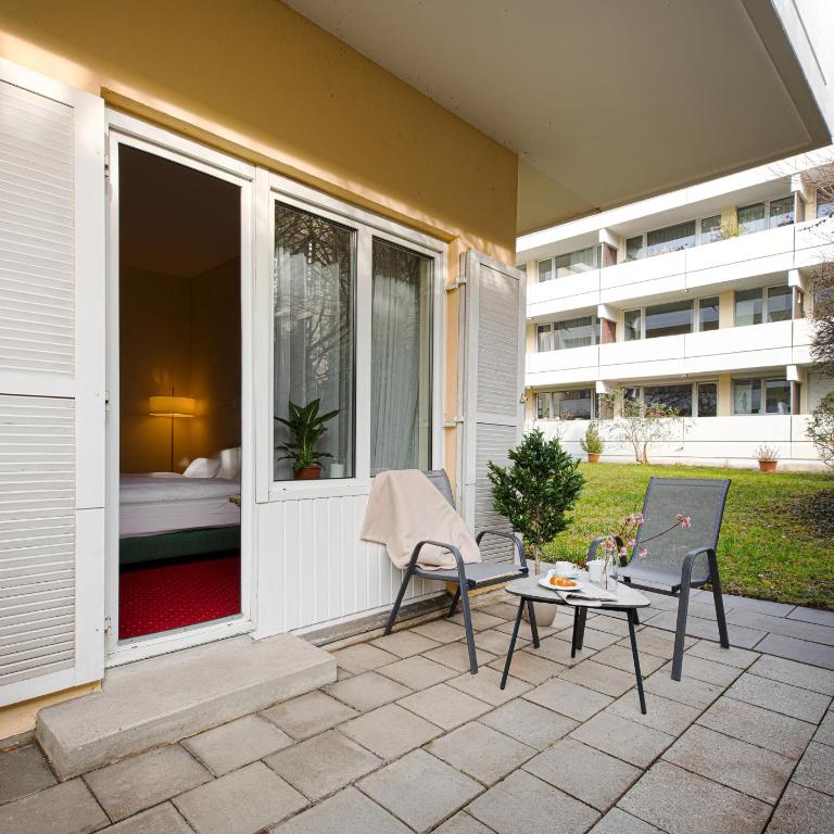 Hotel Biederstein am Englischen Garten - Familienzimmer - 9
