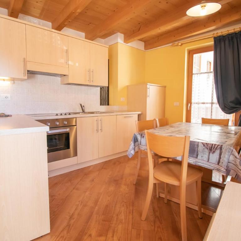 Casa Podestà - Appartamento con 2 Camere da Letto e Balcone - 3