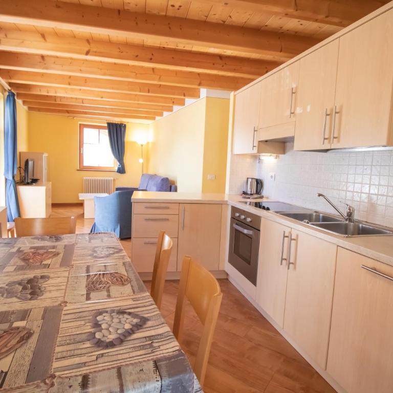 Casa Podestà - Appartamento con 2 Camere da Letto e Balcone - 4