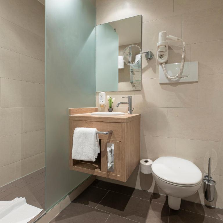 Hotel Biederstein am Englischen Garten - Doppelzimmer - 12
