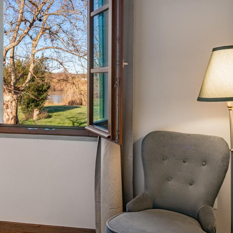 Hostly Arno Riverside Residence-10min from Tower - Two-Bedroom Superior Apartment - 4