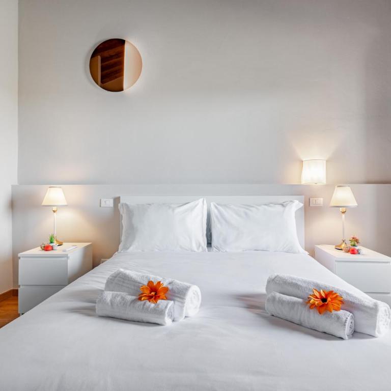 Hostly Arno Riverside Residence-10min from Tower - Two-Bedroom Superior Apartment - 14