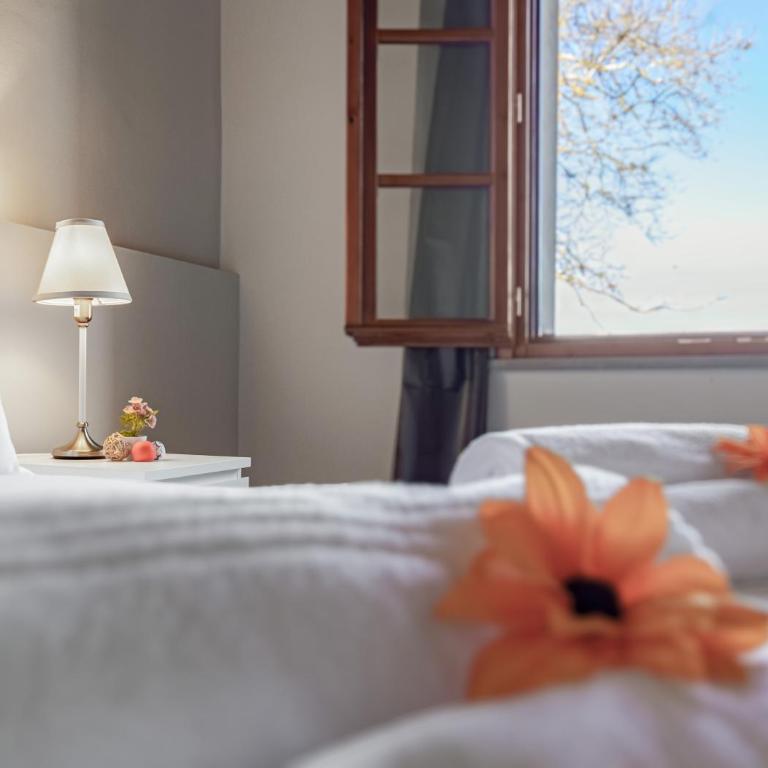 Hostly Arno Riverside Residence-10min from Tower - Two-Bedroom Superior Apartment - 17