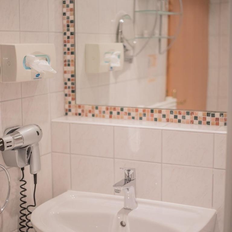 Landhotel Postgut - Tradition seit 1549 - Kleines Doppelzimmer - 5