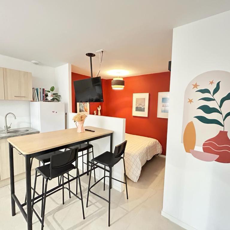 Escale Forum Julii - Douceur de vivre - Wifi Haut Débit - Apartment mit 1 Schlafzimmer - 1