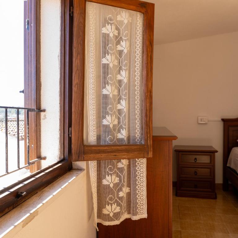 Casa Ombrina - Camera Superior Matrimoniale/Doppia con Letti Singoli con Vista Mare - 5