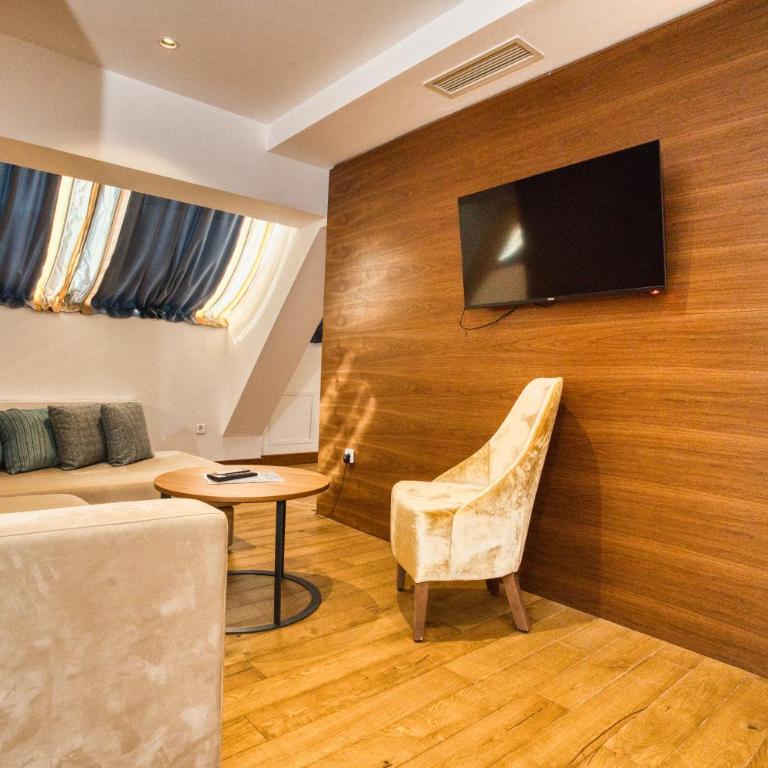 Hotel Nais Nis Autoput - Deluxe Apartment - 7