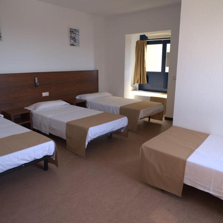 Hotel Caribe - Habitación Cuádruple Estándar - 1