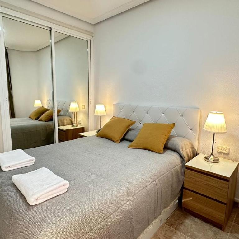 Habitaciones Díaz - Double Room with Shared Bathroom - 3