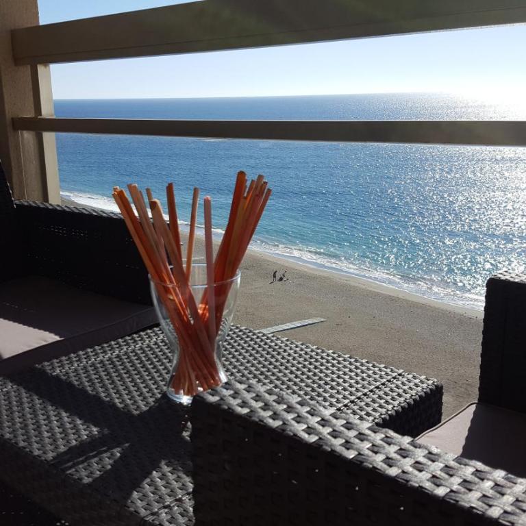 Apartamentos Chinasolymar - Apartamento Estudio con vistas al mar - 4