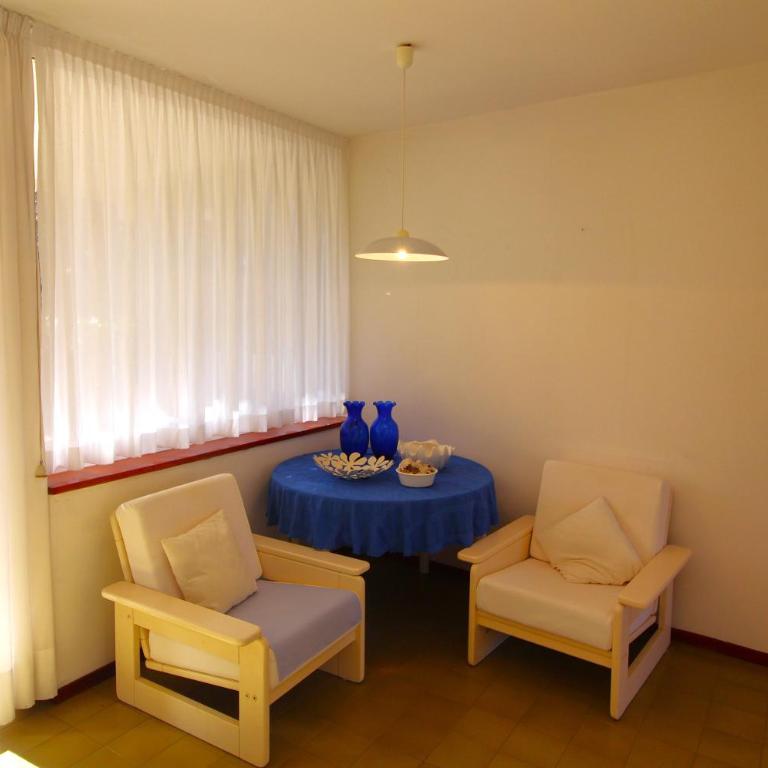 Villaggio Estate - Casa a Schiera con 2 Camere da Letto - 2