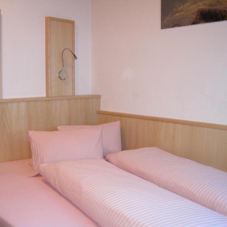Haus am Dorfplatz - Superior Apartment mit Dusche - 9