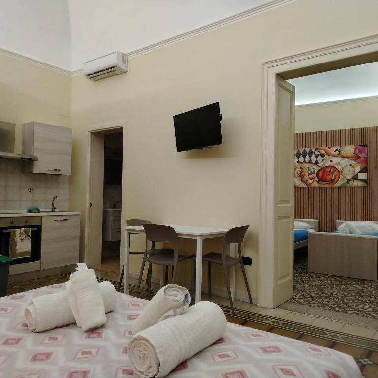 Palazzo Castellano - Appartamento Familiare con 2 Camere da Letto - 5