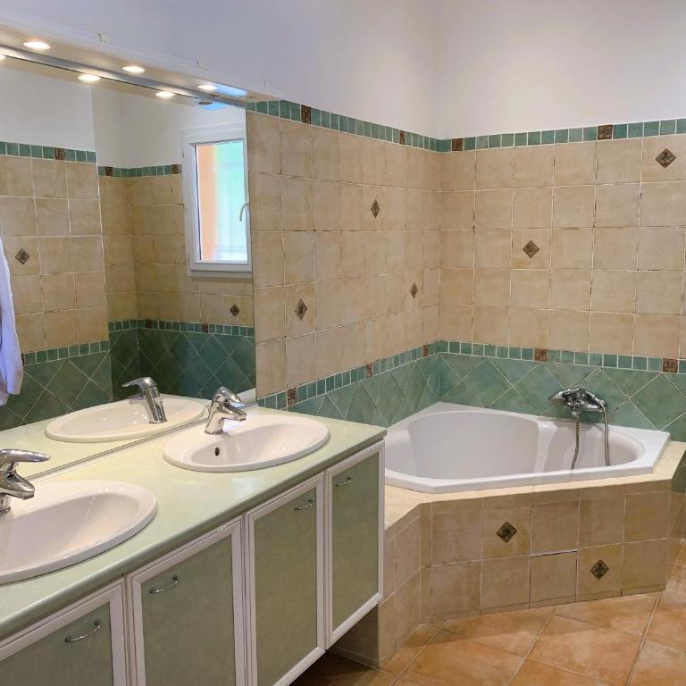 Villa Giovanna à Saint-Raphaël avec piscine chauffée - Villa con Piscina Privata - 21