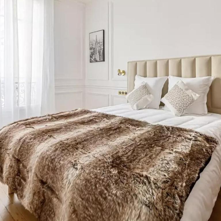 Appartement Grenelle Gros caillou - Three-Bedroom Apartment - 4