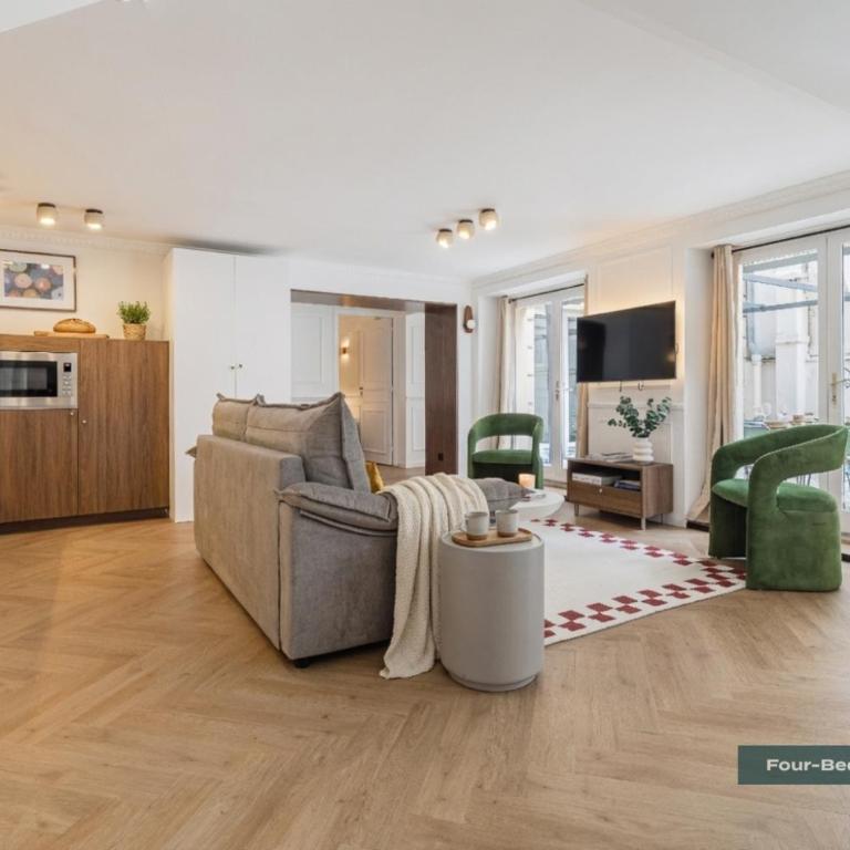 PoeticStay - Grands Boulevards - Panorama - Appartement 4 Chambres - 6