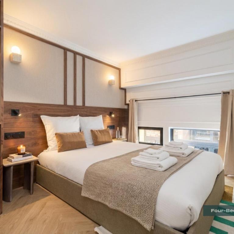 PoeticStay - Grands Boulevards - Panorama - Appartement 4 Chambres - 16