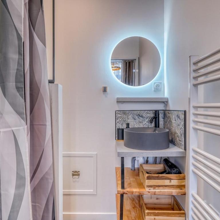 Escapade raffinée et romantique à Bordeaux - One-Bedroom Apartment - 16