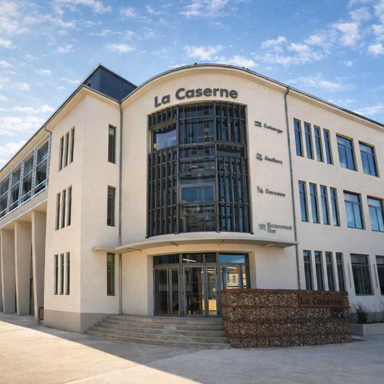 HI Poitiers - La Caserne - Bed in 6-Bed Male Dormitory – Shared Bathroom - 1