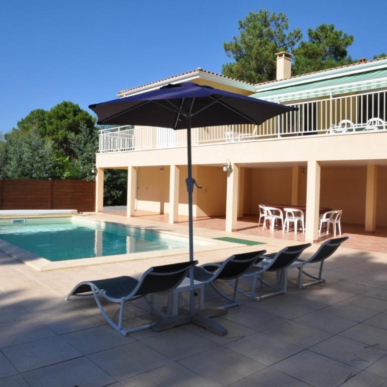 102 Gemmeurs - Villa avec Piscine Privée - 18