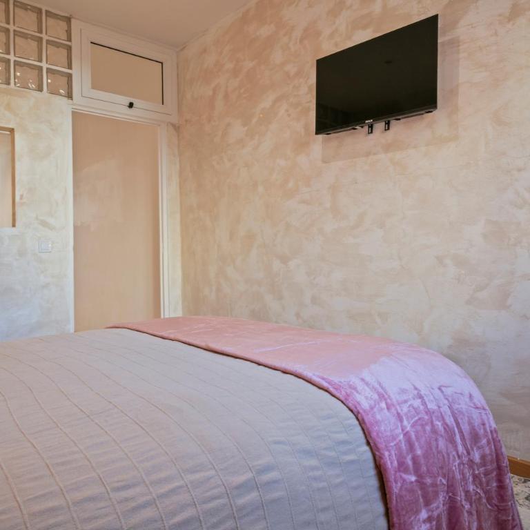Poblenou Beach Apartment Studio 5 minutes from the beach - One-Bedroom Apartment - 12