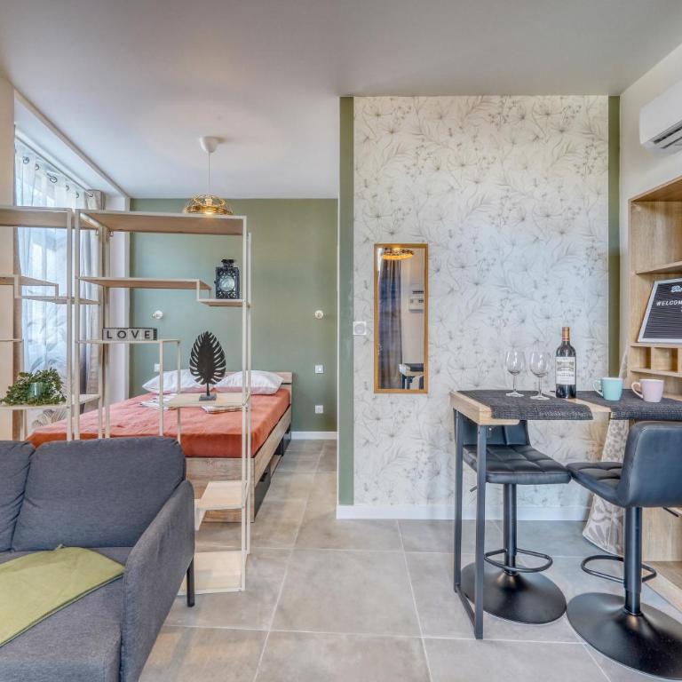 Escapade raffinée et romantique à Bordeaux - One-Bedroom Apartment - 2