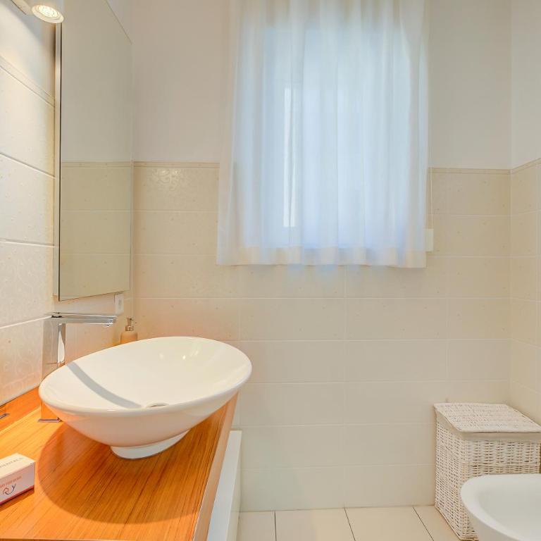 Il Parco Exclusive - Apartment with Balcony & Views - Happy Rentals - Appartamento con Balcone - 31